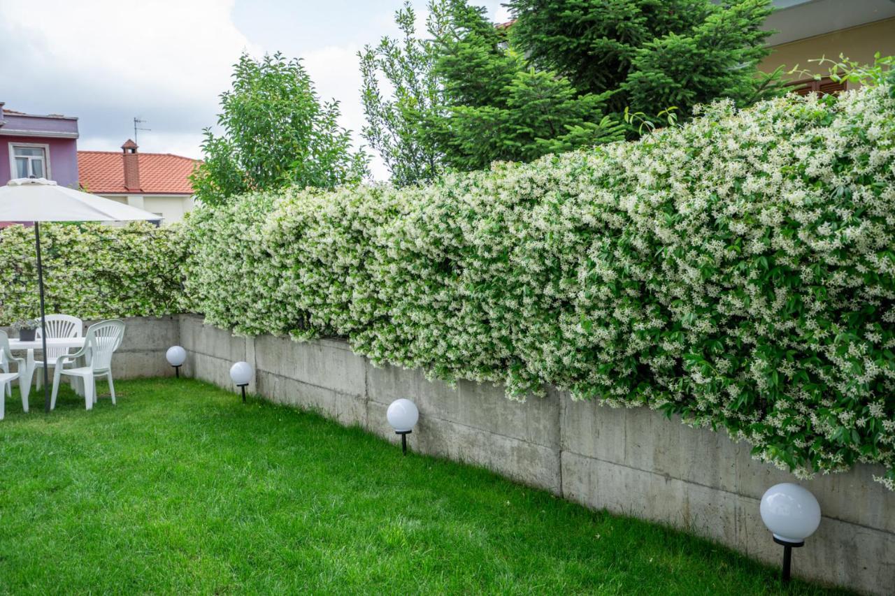 Veria Panorama Luxury Suite With Garden 2 Esterno foto